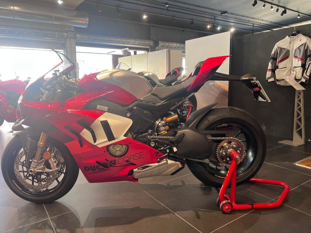 PANIGALE V4 R