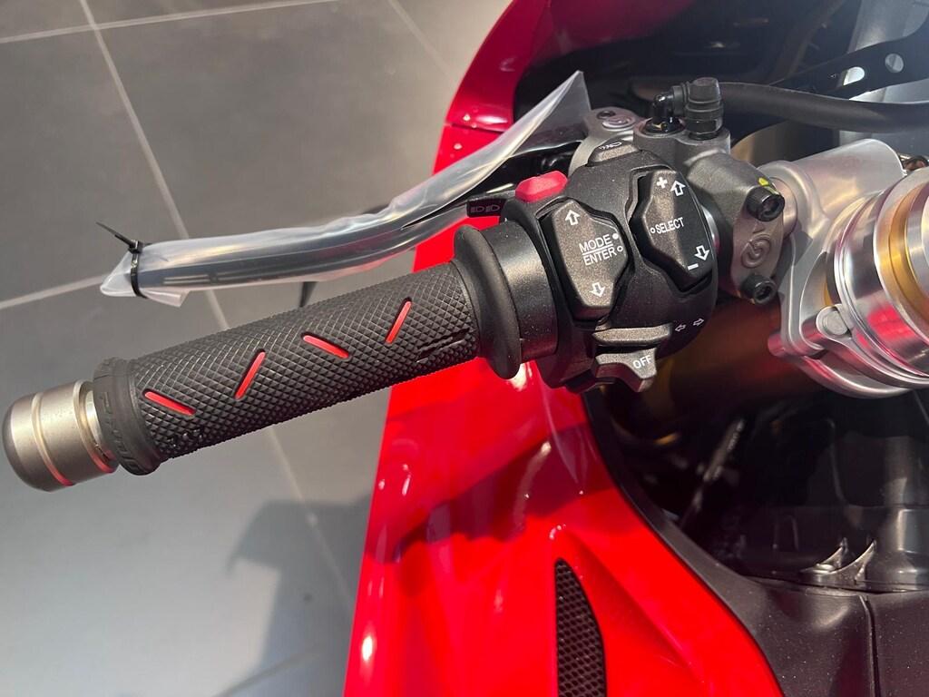 PANIGALE V4 R