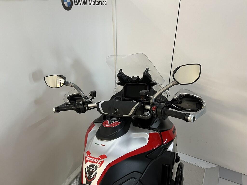 MULTISTRADA V4