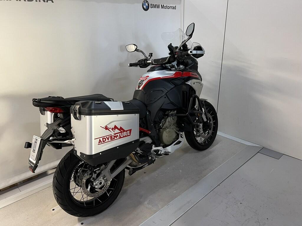 MULTISTRADA V4