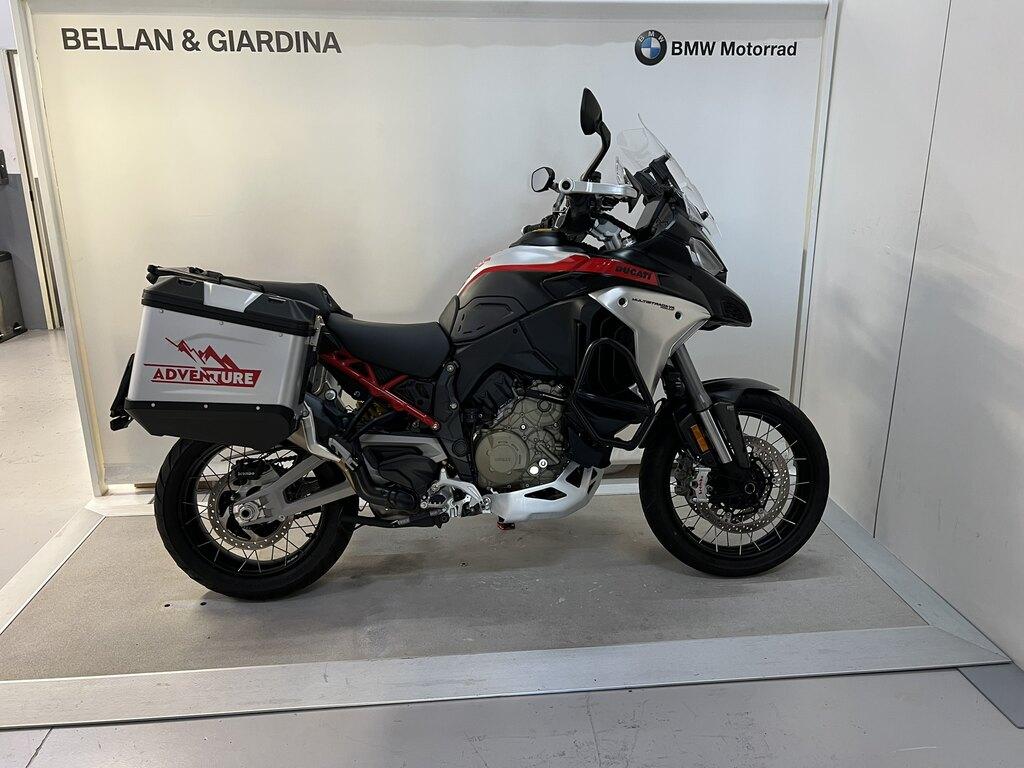MULTISTRADA V4