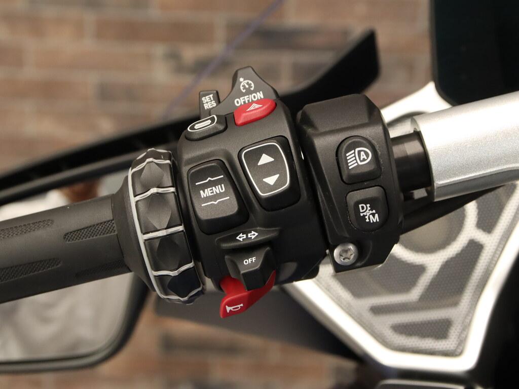 R 1300 RT