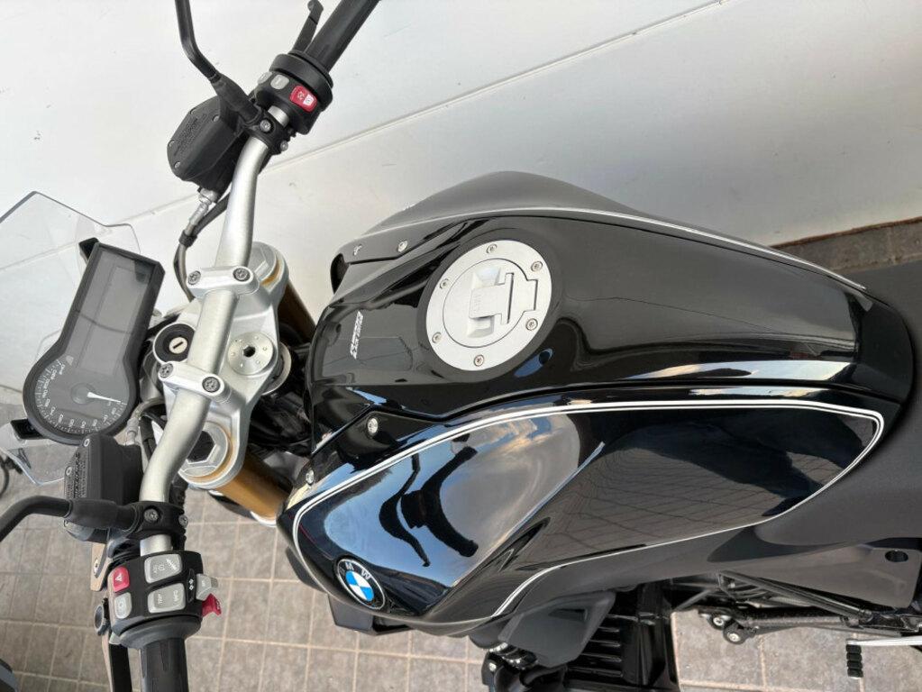 R 1200 R