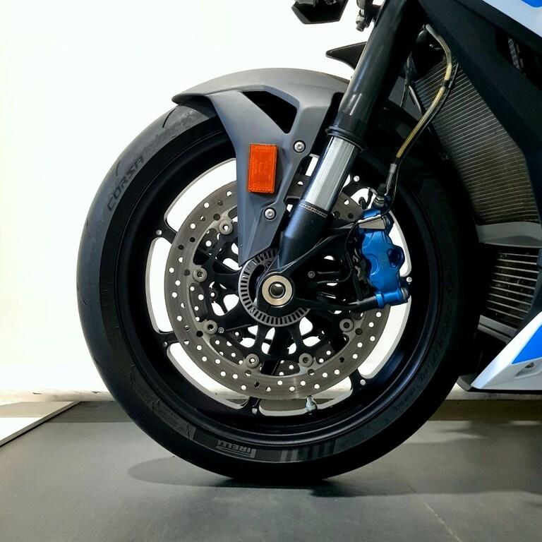 M 1000 R