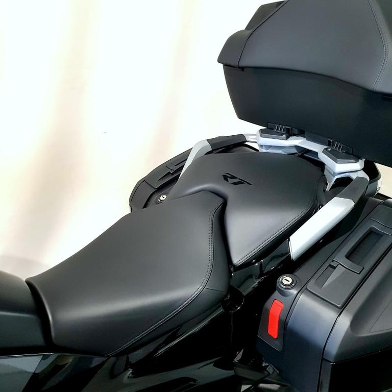 R 1300 RT