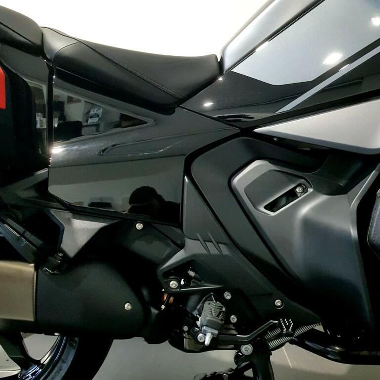 R 1300 RT