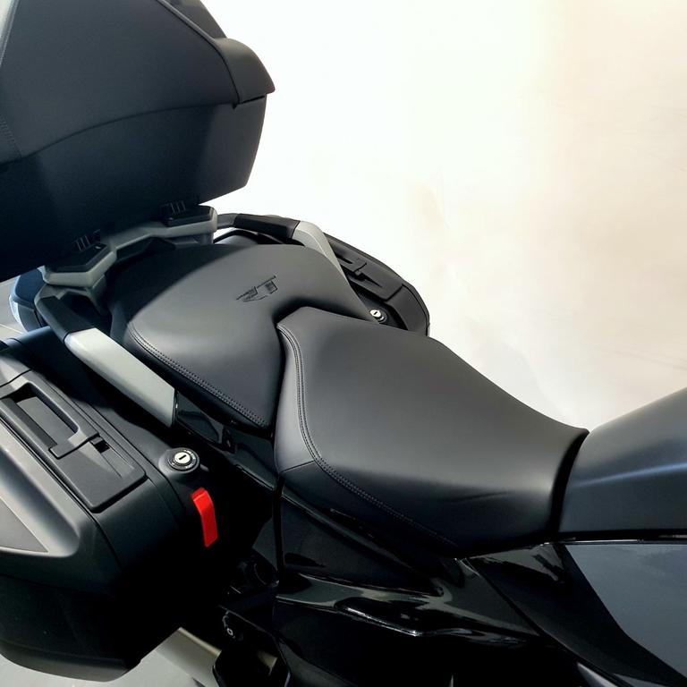 R 1300 RT