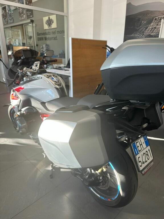 R 1200 RS