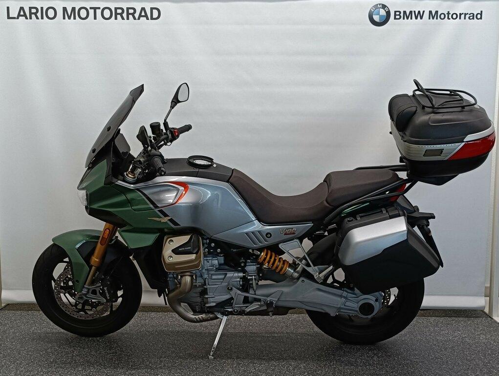 V100
