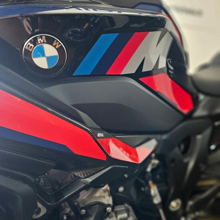 M 1000 XR