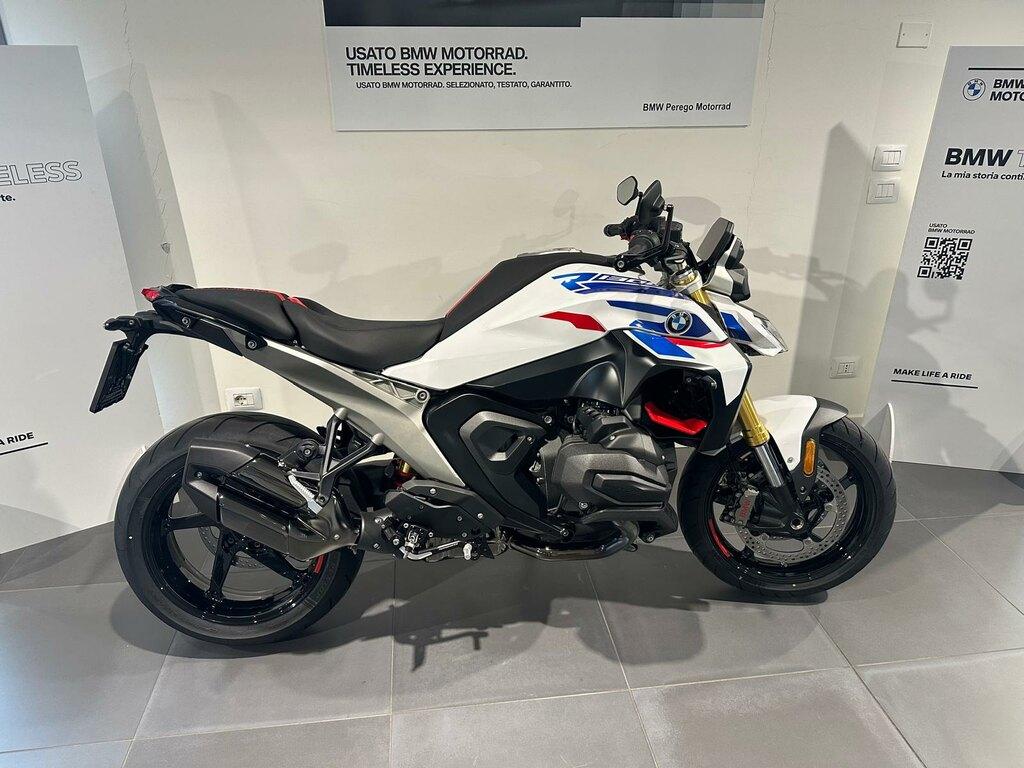 R 1300 R