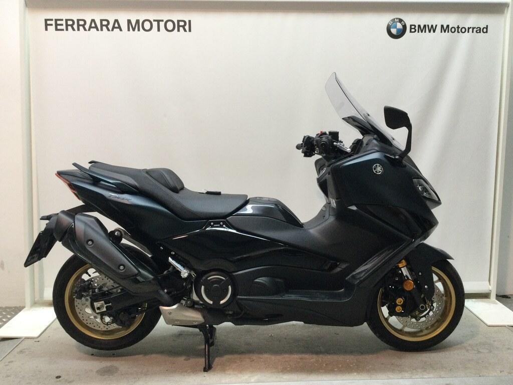 T-MAX 560