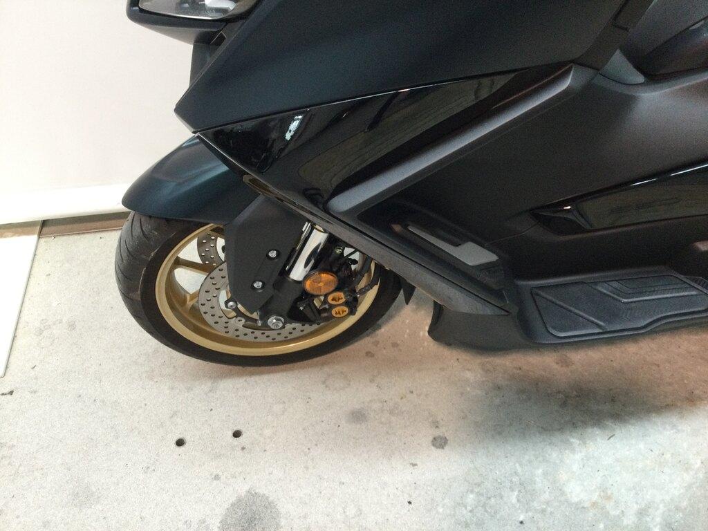 T-MAX 560
