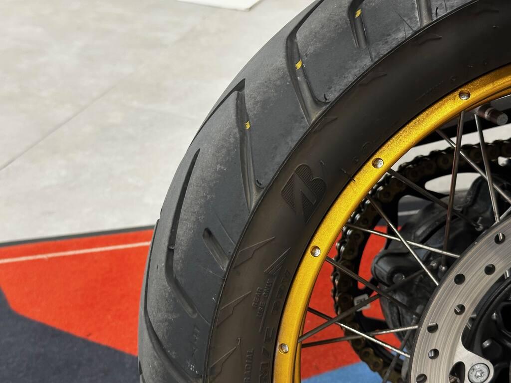 F 900 GS