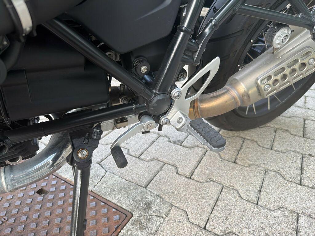 R 1200 NINET