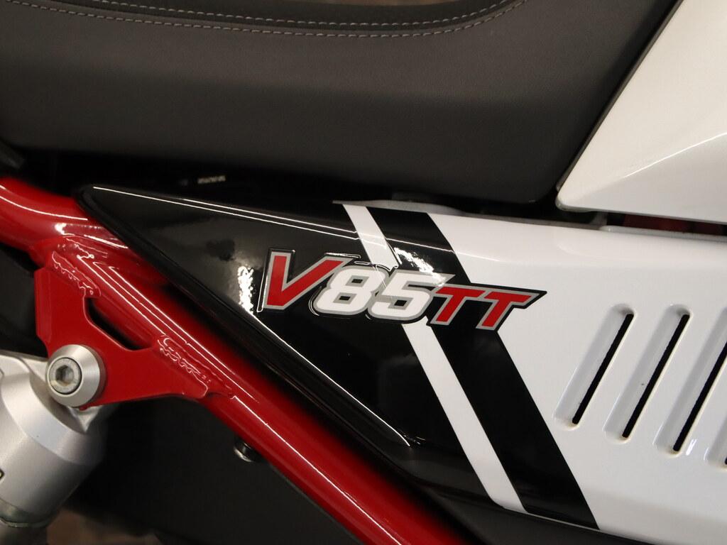 V85 TT