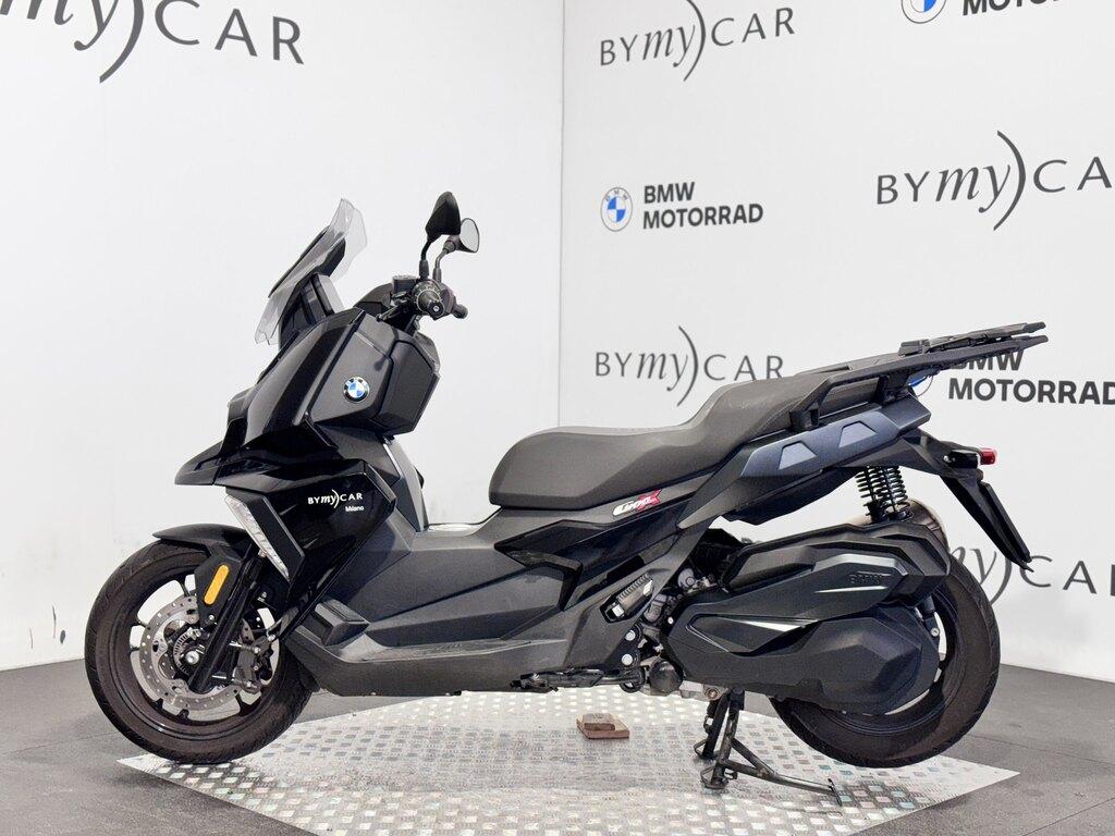 C 400 X