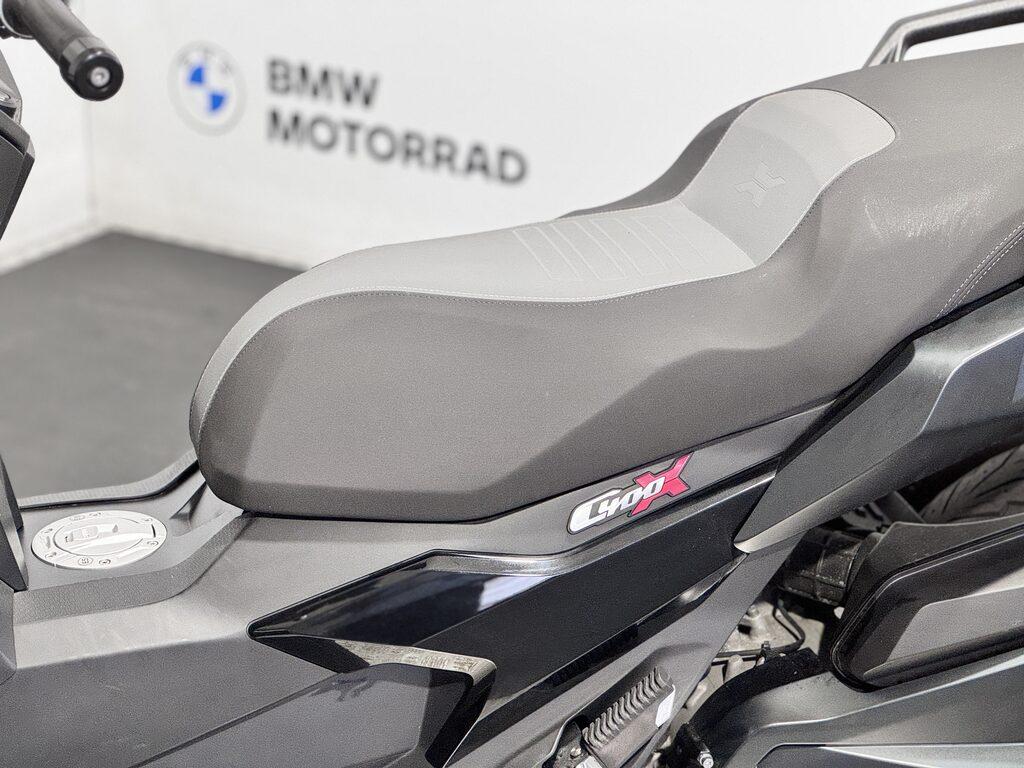 C 400 X