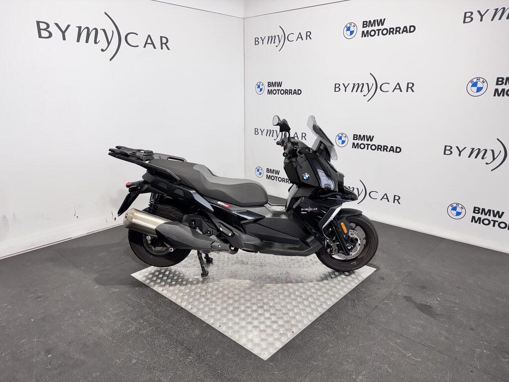 C 400 X