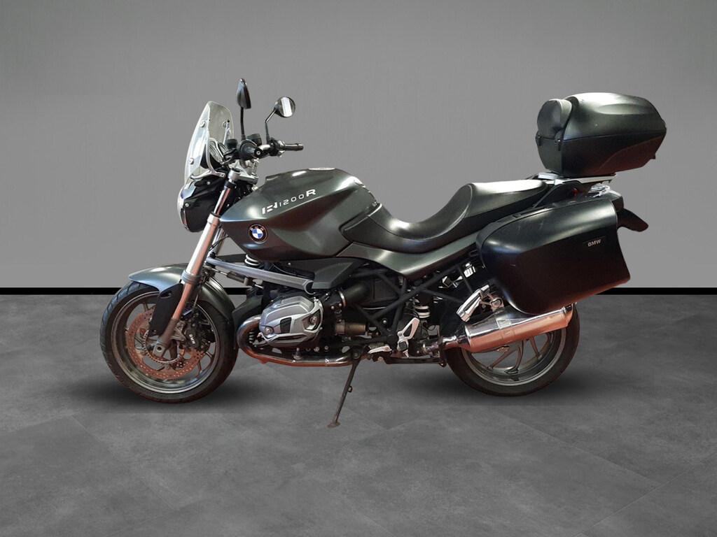 R 1200 R