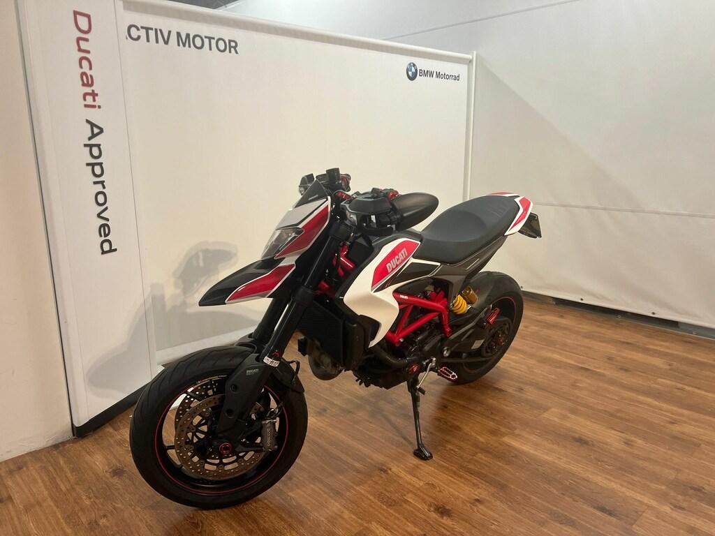 HYPERMOTARD 821