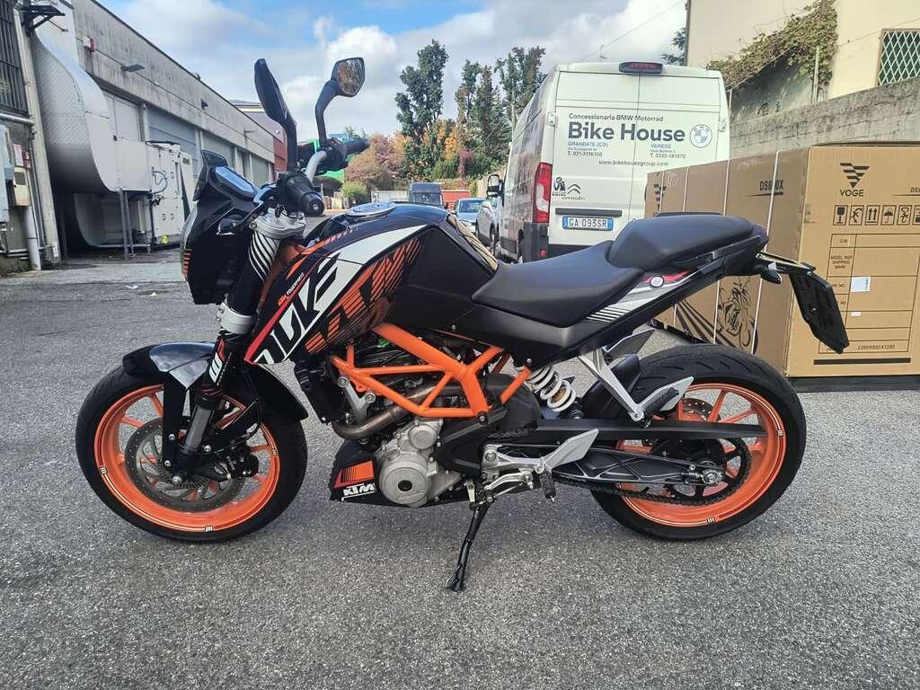 390 DUKE