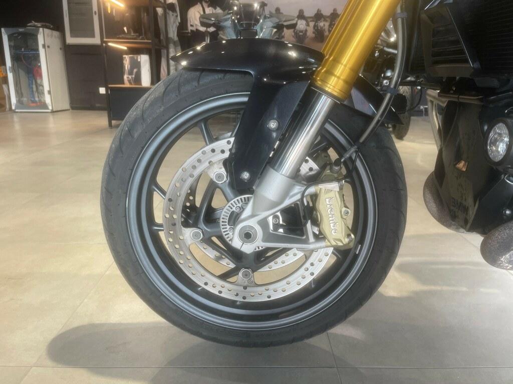 R 1200 R