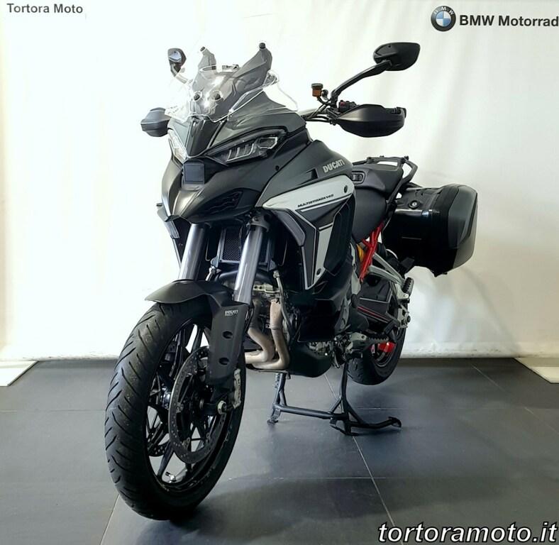 MULTISTRADA V4