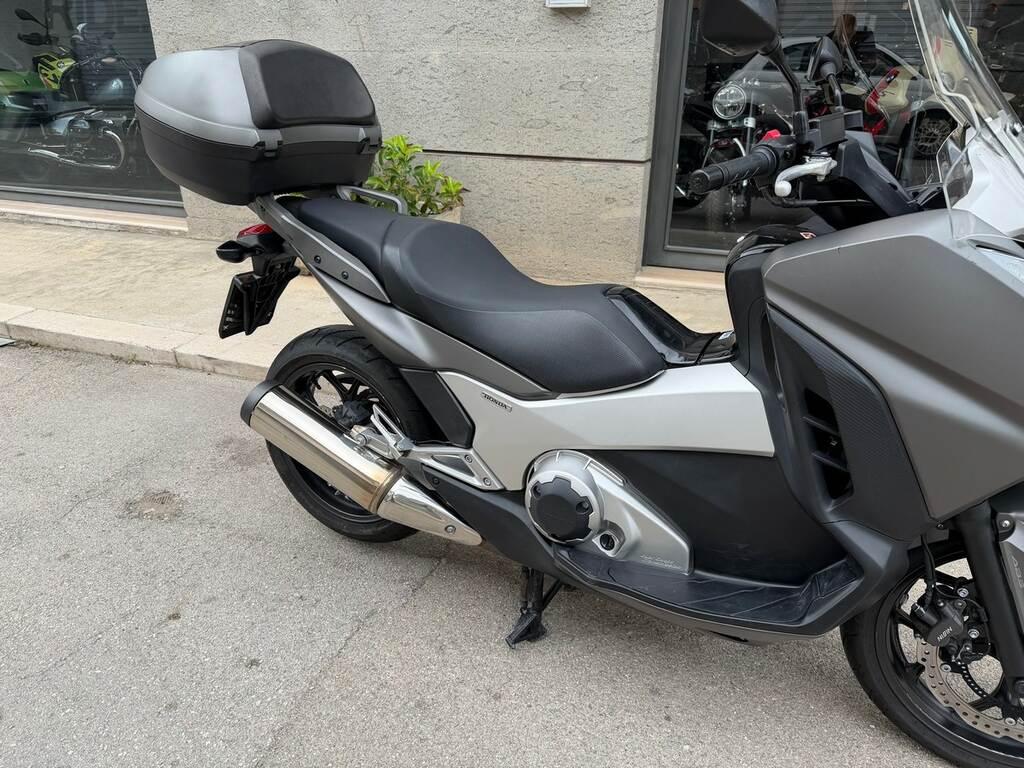INTEGRA 750