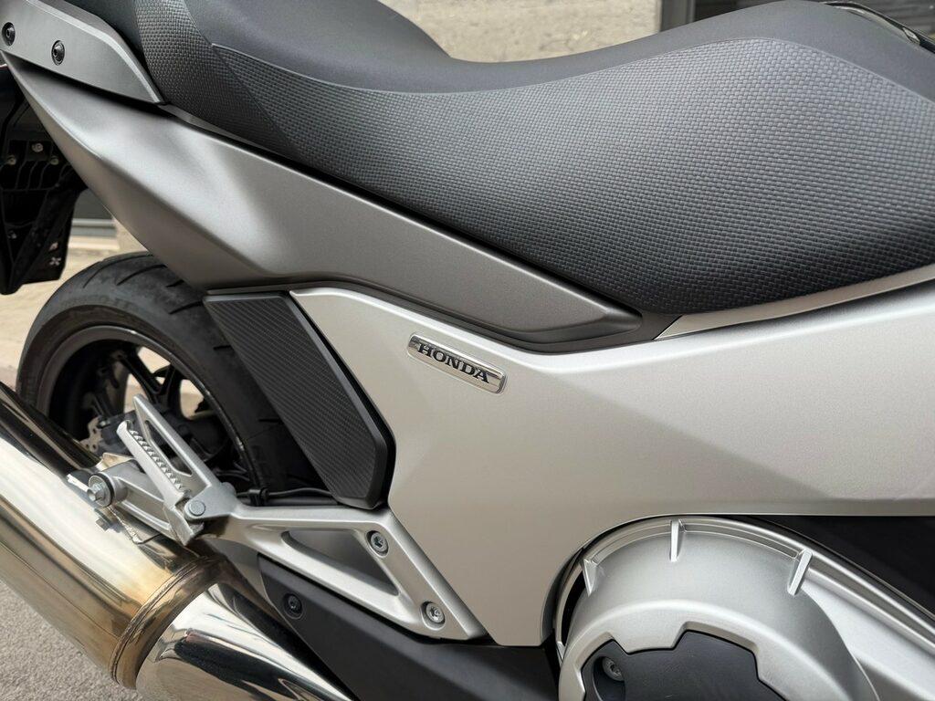INTEGRA 750