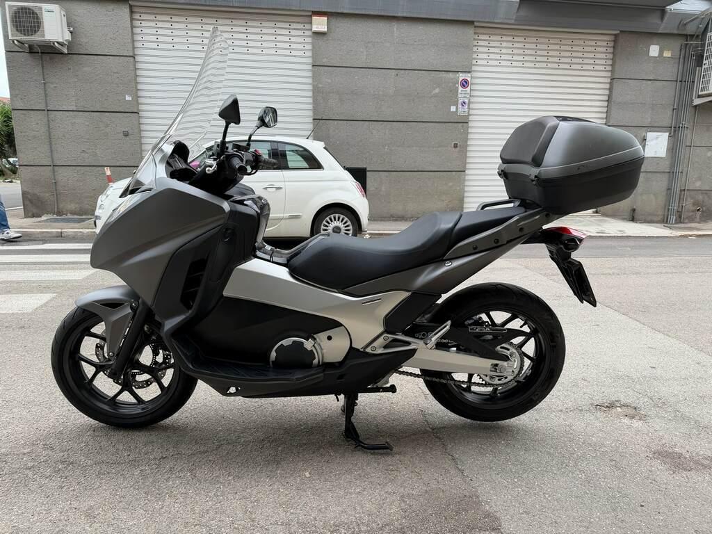 INTEGRA 750