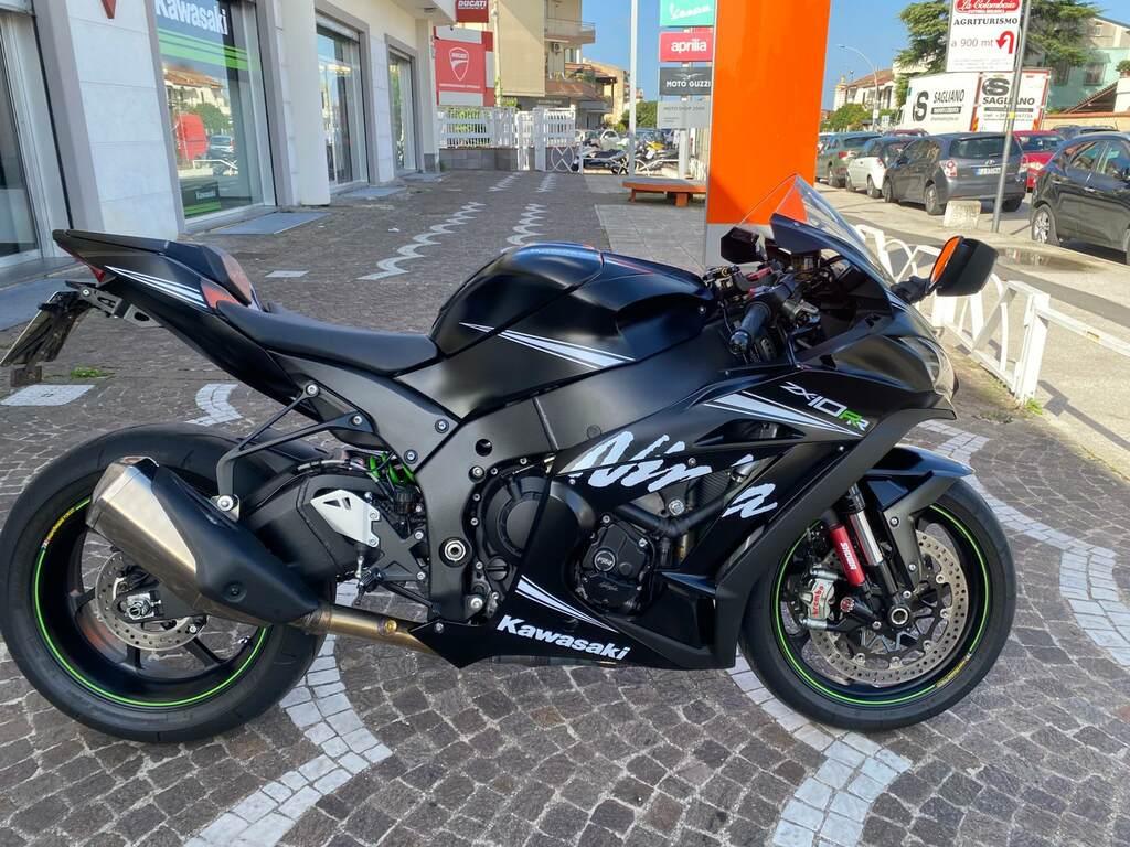 NINJA ZX-10R