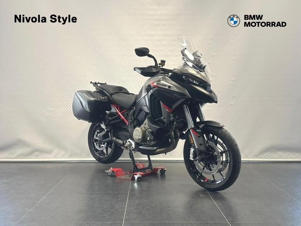 MULTISTRADA V4
