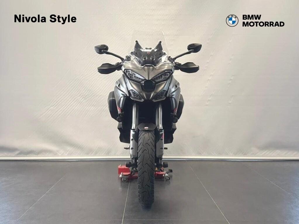 MULTISTRADA V4