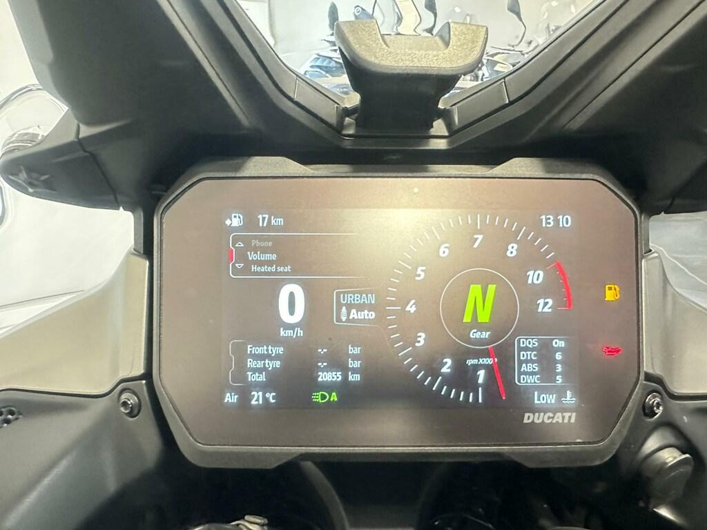 MULTISTRADA V4