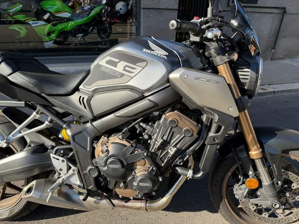 CB 650 R