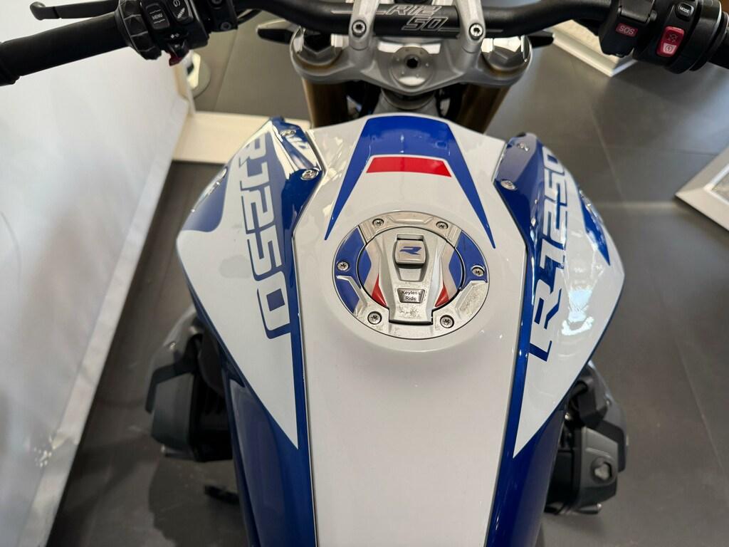 R 1250 R