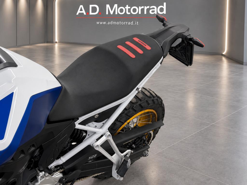 F 900 GS