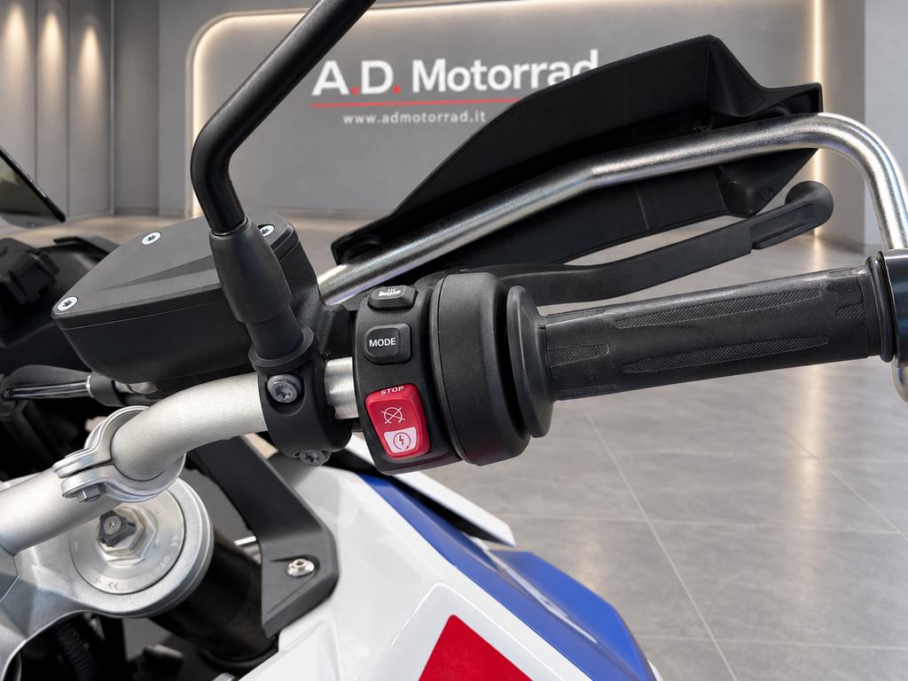 F 900 GS