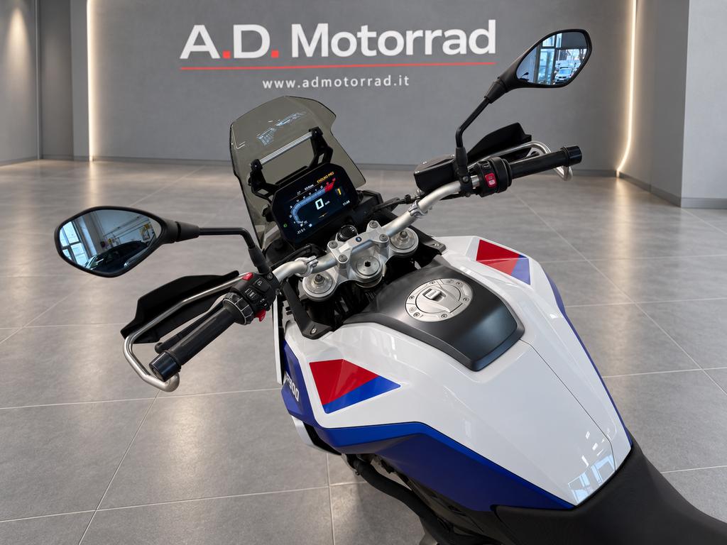 F 900 GS