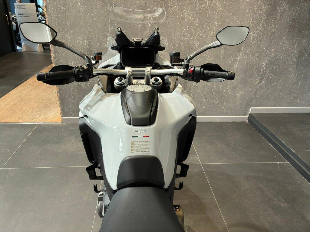 MULTISTRADA V4