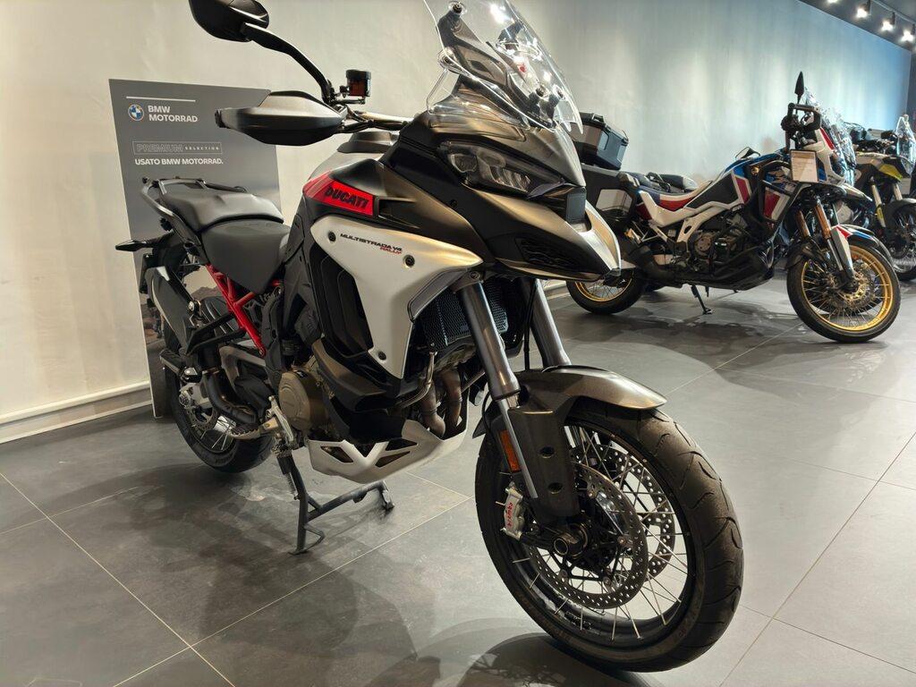 MULTISTRADA V4