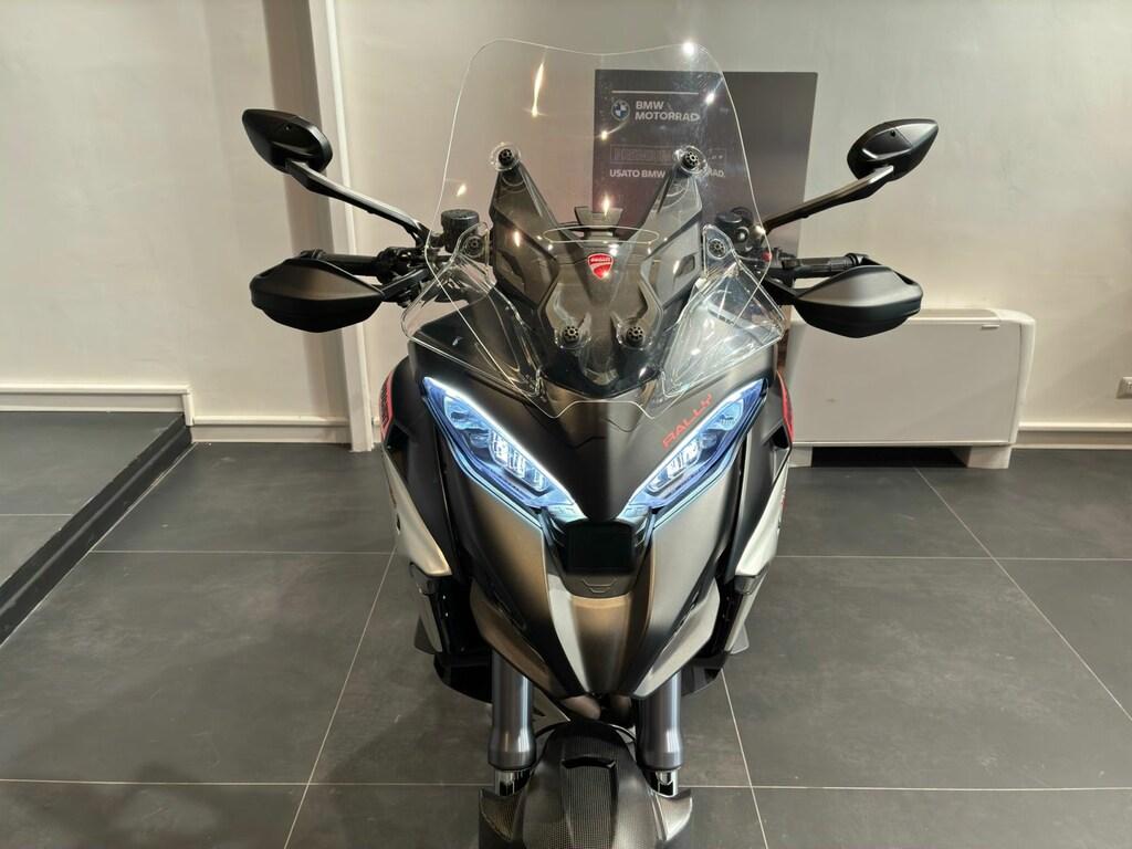 MULTISTRADA V4