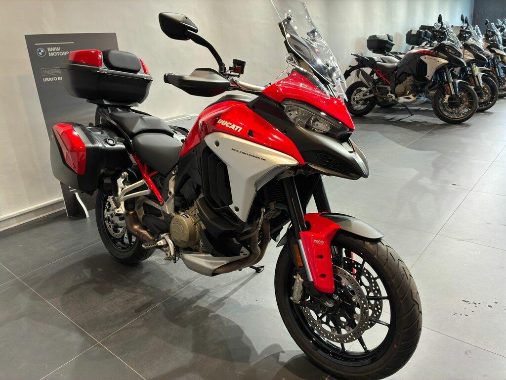 MULTISTRADA V4