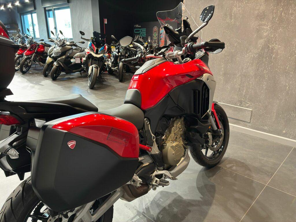 MULTISTRADA V4