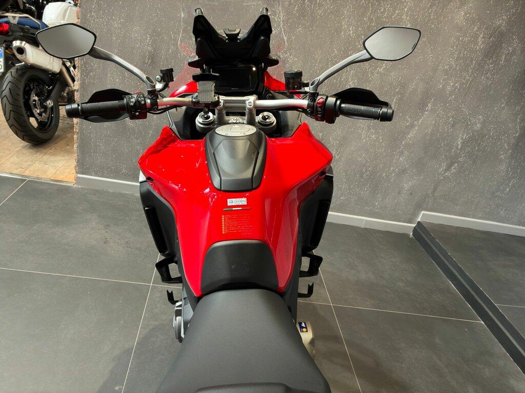 MULTISTRADA V4
