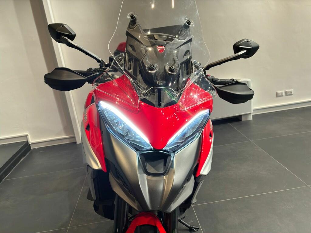 MULTISTRADA V4