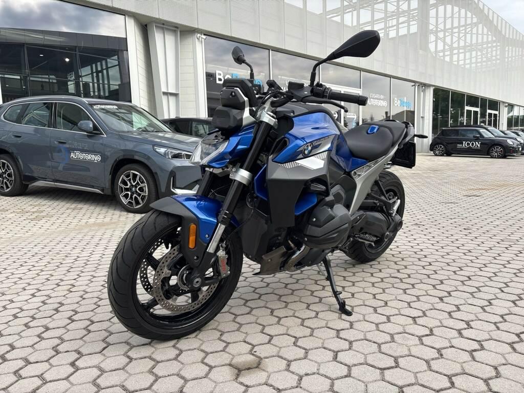 R 1300 R