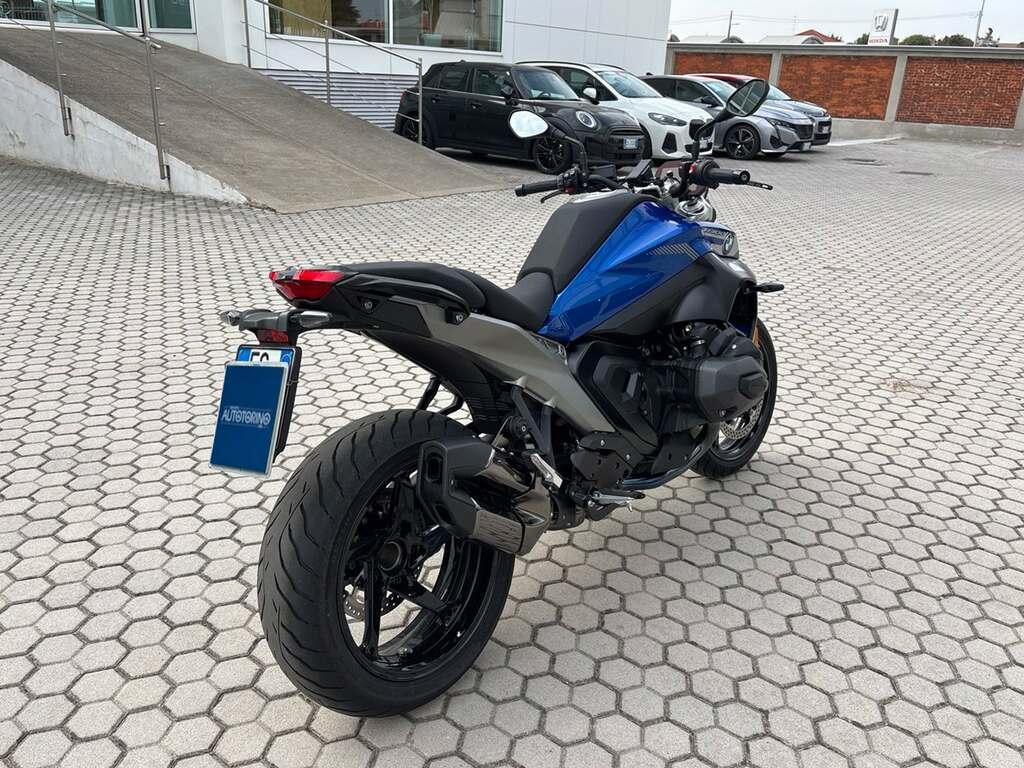 R 1300 R