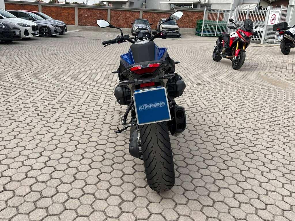 R 1300 R